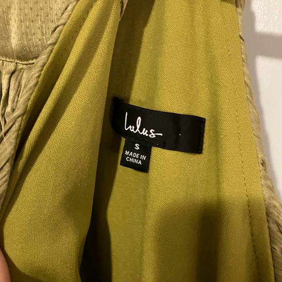 Lulu’s Tier and Far Light Green Tiered Pleated Halter Midi Dress Small - Picture 3 of 6